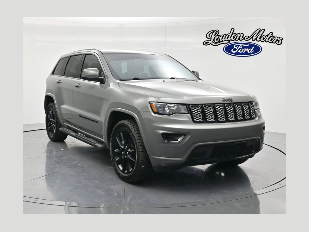 Used 2022 Jeep Grand Cherokee Laredo X AWD/4WD image 1