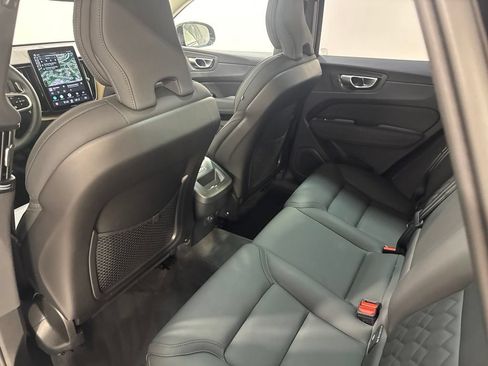 Certified 2026 Volvo XC60 B5 Plus AWD/4WD image 21
