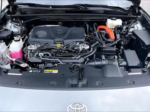 Used 2023 Toyota Crown Limited image 29