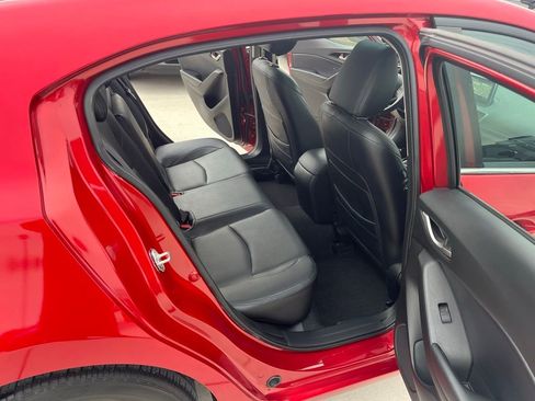 Used 2016 MAZDA MAZDA3 i Touring image 14