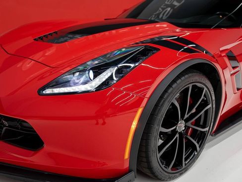 Used 2019 Chevrolet Corvette Grand Sport RWD image 28