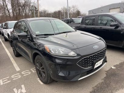 Certified 2020 Ford Escape SE