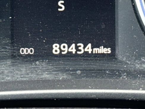 Used 2016 Toyota Highlander XLE AWD/4WD image 29