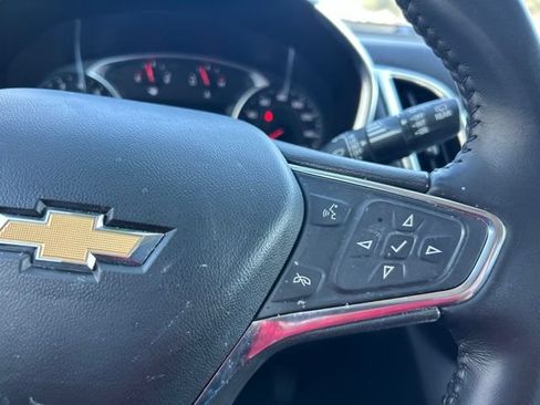 Used 2021 Chevrolet Equinox LT AWD/4WD image 18