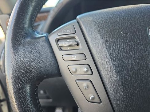 Used 2019 Nissan Armada Platinum w/ Captain's Chairs Package AWD/4WD image 30