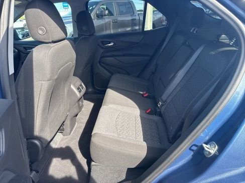 Used 2024 Chevrolet Equinox LT FWD image 11