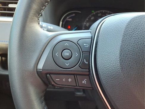 Used 2023 Toyota RAV4 XSE AWD/4WD image 11