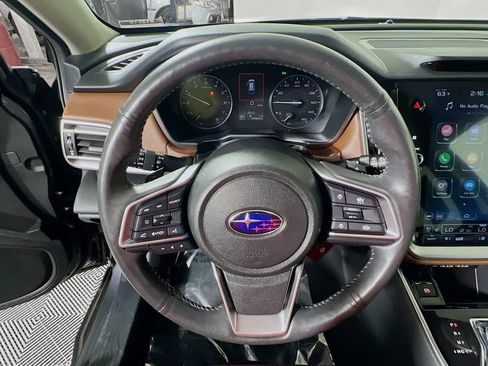 Used 2024 Subaru Outback Touring AWD/4WD image 10