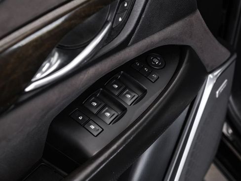 Used 2020 Cadillac Escalade ESV Platinum RWD image 49