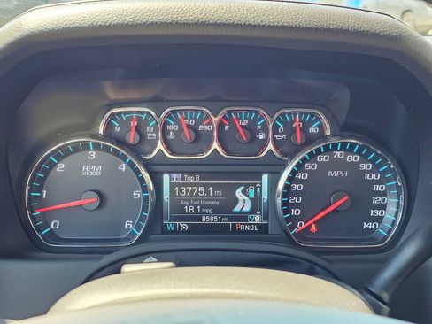 Used 2019 GMC Yukon SLT w/ Open Road Package AWD/4WD image 33
