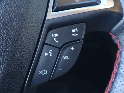 Used 2021 Ford Edge ST-Line image 22