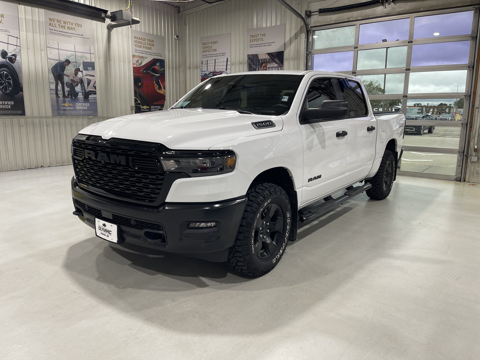 Used 2026 RAM 1500 Warlock AWD/4WD image 4