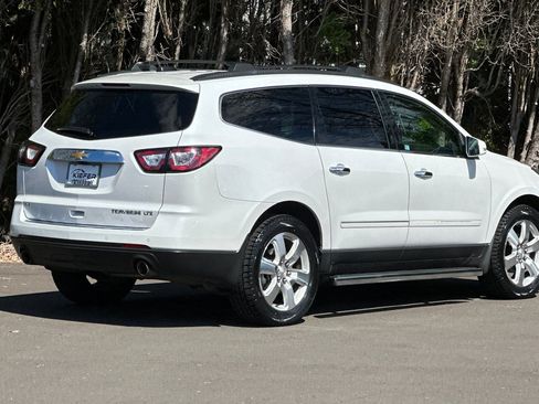 Used 2016 Chevrolet Traverse LTZ w/ LPO, 'HIT The Road' Package AWD/4WD image 4