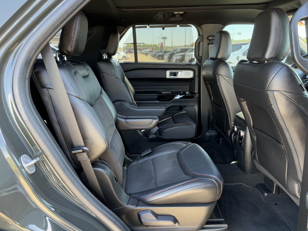 Used 2023 Ford Explorer ST w/ Equipment Group 401A RWD image 32