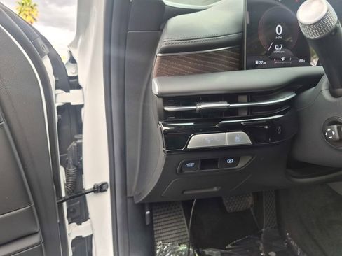 Used 2026 Genesis G80 2.5T Advanced image 13