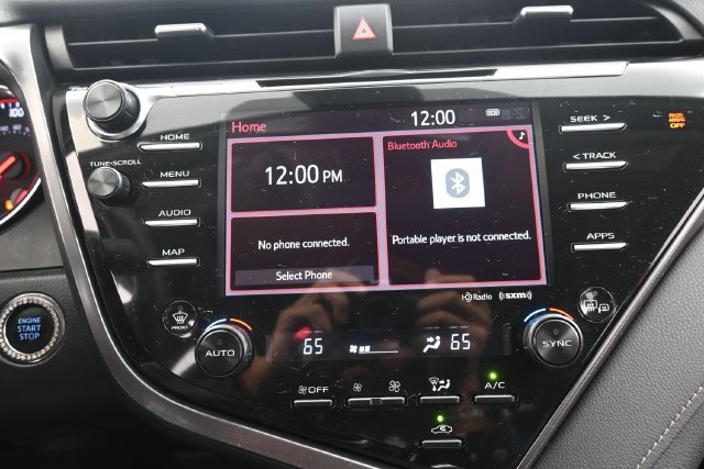 Used 2019 Toyota Camry XSE FWD image 22