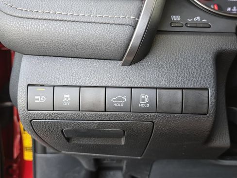 Used 2022 Toyota Camry XSE FWD image 22