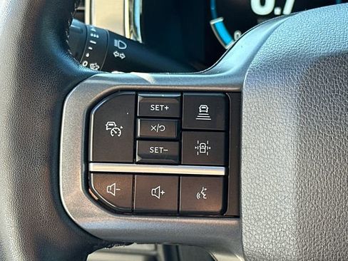 Used 2022 Ford F150 Lariat w/ Equipment Group 502A High image 30