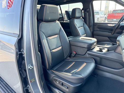 Used 2023 GMC Yukon XL AT4 w/ AT4 Premium Plus Package image 26
