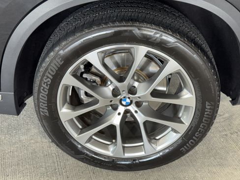 Used 2024 BMW X5 sDrive40i w/ Parking Assistance Package RWD image 36