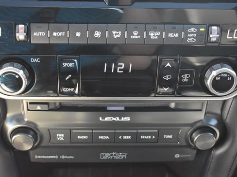 Used 2023 Lexus GX 460 Luxury w/ Sport Design Package AWD/4WD image 28