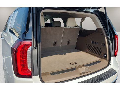 Used 2024 GMC Yukon XL Denali w/ Denali Reserve Package AWD/4WD image 28