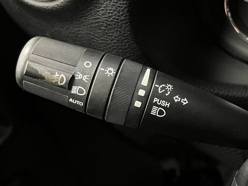 Used 2017 Jeep Wrangler Unlimited Rubicon w/ Connectivity Group AWD/4WD image 28