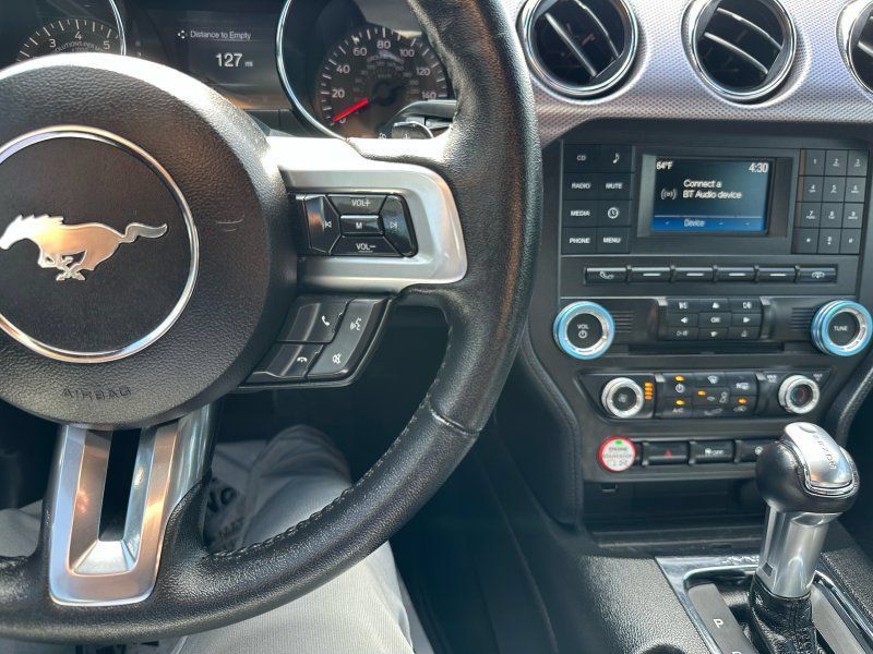 Used 2017 Ford Mustang Coupe RWD image 15