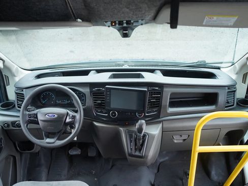 Used 2021 Ford Transit 350 DRW RWD image 15