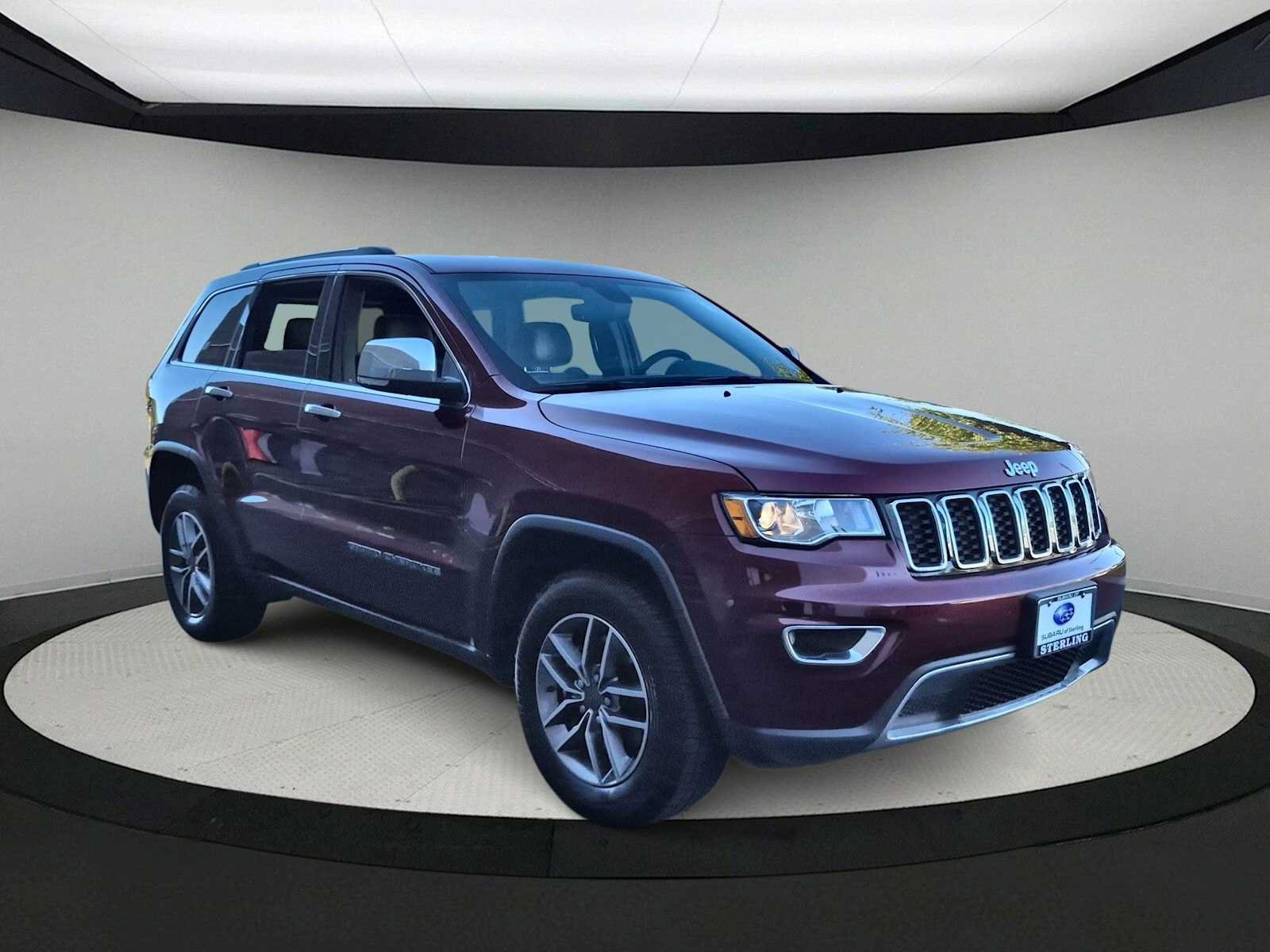 Used 2021 Jeep Grand Cherokee Limited w/ Luxury Group II AWD/4WD image 2