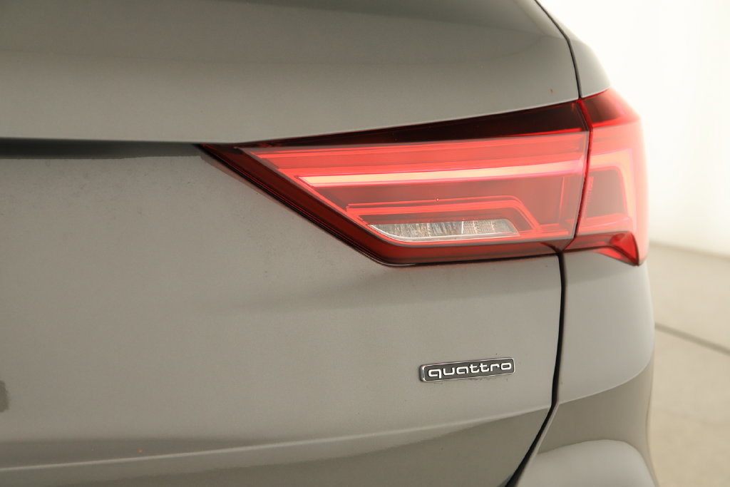 Certified 2024 Audi Q3 2.0T Premium Plus w/ Premium Plus Package AWD/4WD image 28
