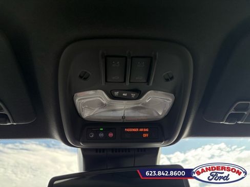 Used 2025 Chevrolet Colorado ZR2 w/ Technology Package AWD/4WD image 20