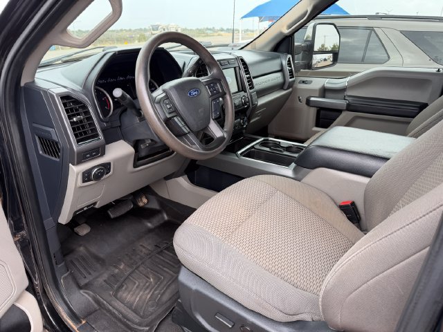 Used 2022 Ford F250 XLT w/ XLT Premium Package AWD/4WD image 8