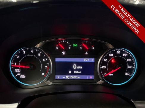 Used 2022 Chevrolet Traverse LT image 20