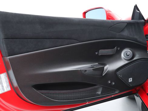 Certified 2020 Ferrari 488 Pista Coupe RWD image 30