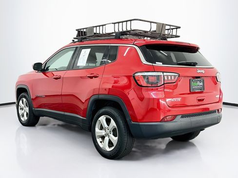 Used 2018 Jeep Compass Latitude w/ Popular Equipment Group AWD/4WD image 5