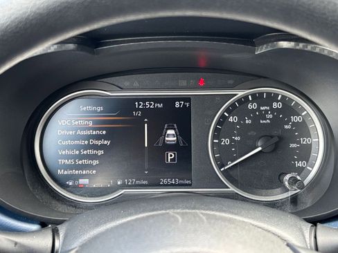 Used 2025 Nissan Versa SV w/ Trunk Package FWD image 38