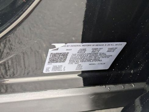 Used 2023 GMC Terrain SLE w/ Driver Convenience Package image 37