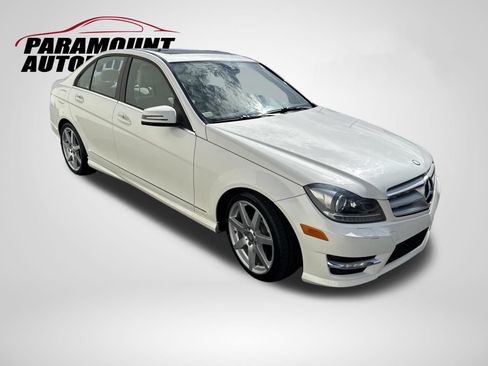 Used 2013 Mercedes-Benz C 350 Sport image 3