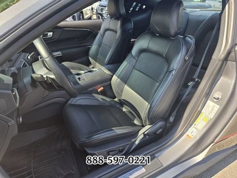Used 2025 Ford Mustang GT Premium RWD image 9