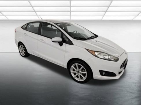 Used 2019 Ford Fiesta SE w/ Equipment Group 201A FWD image 9