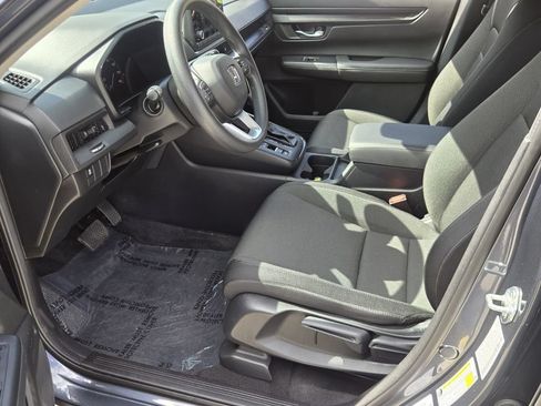 Used 2025 Honda CR-V LX image 10