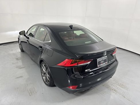 Used 2018 Lexus IS 300 F Sport w/ F Sport Package AWD/4WD image 32