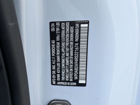 Used 2024 Porsche 911 Carrera S image 27