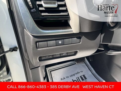 Certified 2023 Nissan Rogue SL w/ SL Premium Package AWD/4WD image 32