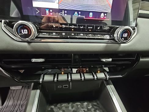 New 2026 GMC Canyon Elevation w/ Convenience Package image 20