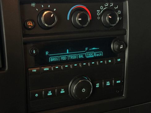 Used 2016 Chevrolet Express 2500 image 52