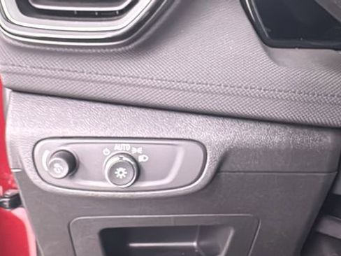 Used 2025 Chevrolet TrailBlazer LT w/ Driver Confidence Package image 31