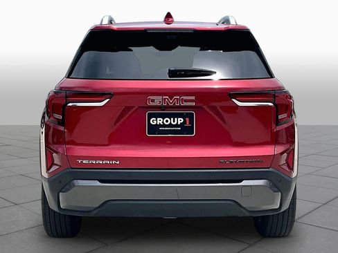 Used 2026 GMC Terrain Elevation w/ Elevation Premium Package FWD image 5