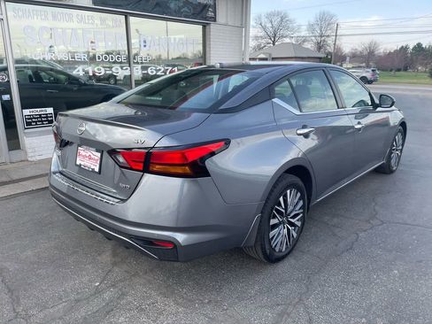 Used 2023 Nissan Altima 2.5 SV image 3